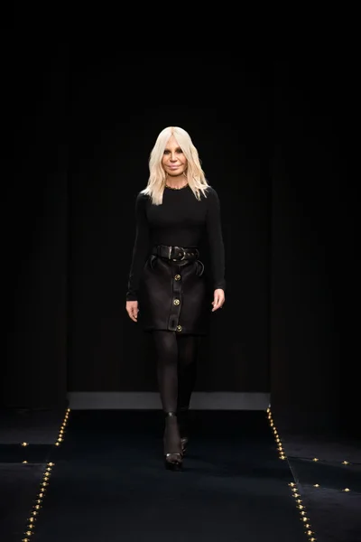 Look 63